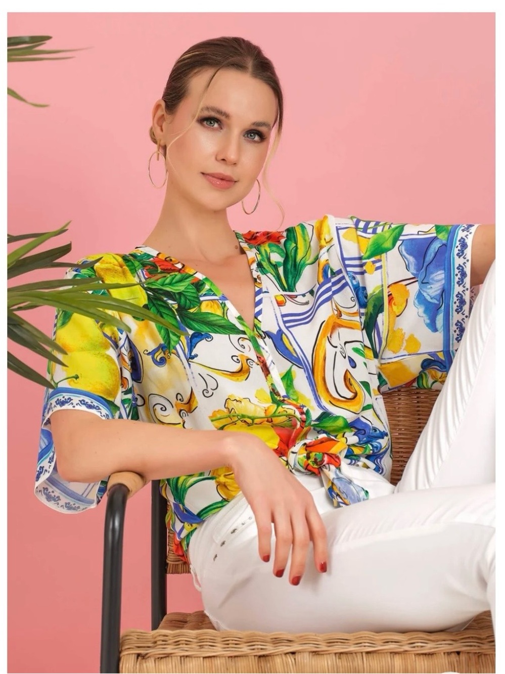 Dolcezza Lemon Print Tie-Front Top